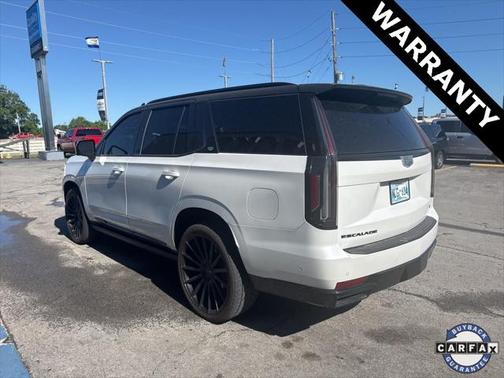 2022 Cadillac Escalade Sport