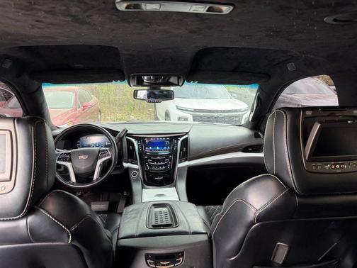 2016 Cadillac Escalade Standard