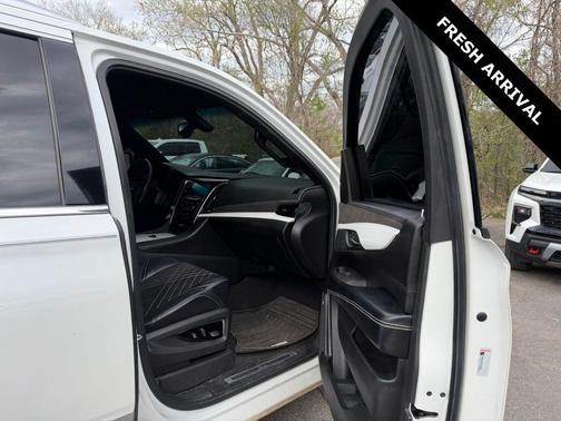 2016 Cadillac Escalade Standard