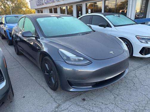 2022 Tesla Model 3 Standard Range
