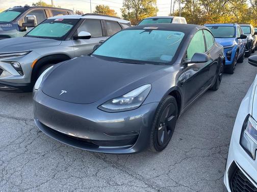 2022 Tesla Model 3 Standard Range