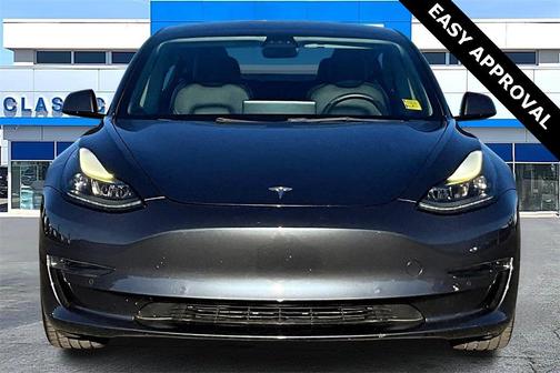 2022 Tesla Model 3 Standard Range