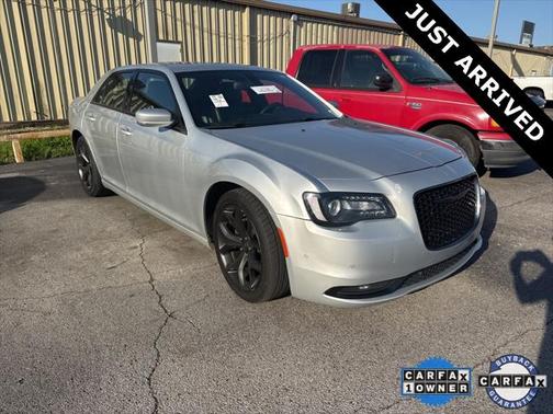 2022 Chrysler 300 S