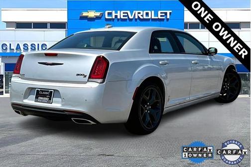 2022 Chrysler 300 S