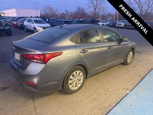 2020 Hyundai Accent SE