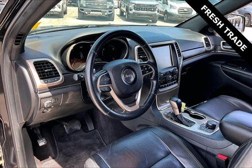 Brilliant Black Crystal Pearlcoat 2016 Jeep Grand Cherokee Limited