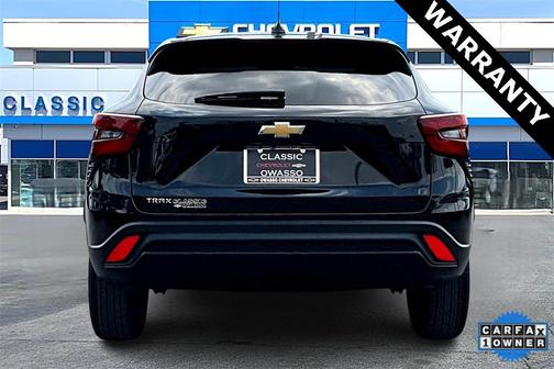 2025 Chevrolet Trax LS