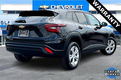 2025 Chevrolet Trax LS