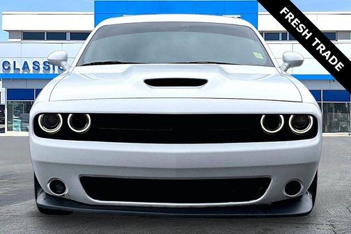 White Knuckle Clearcoat 2020 Dodge Challenger GT