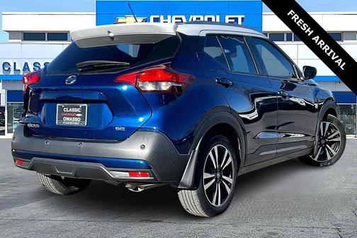 2020 Nissan Kicks SR