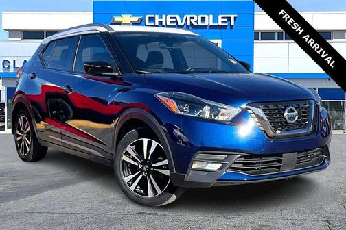 2020 Nissan Kicks SR