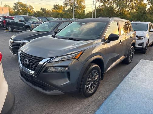 2023 Nissan Rogue S