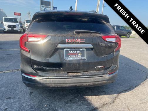 Ebony Twilight Metallic 2022 GMC Terrain AWD AT4
