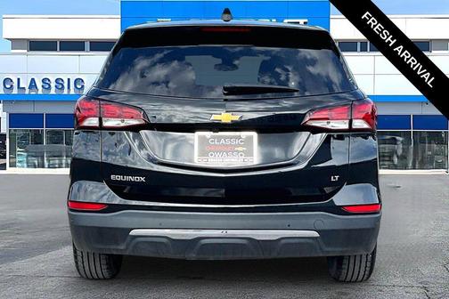 Mosaic Black Metallic 2024 Chevrolet Equinox 1LT