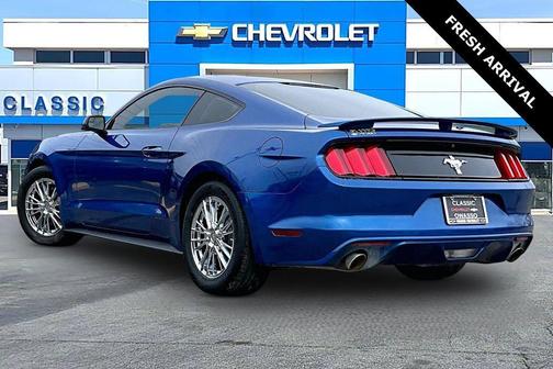 2017 Ford Mustang V6