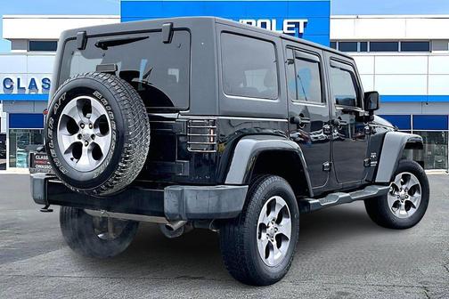 2016 Jeep Wrangler Unlimited Sahara