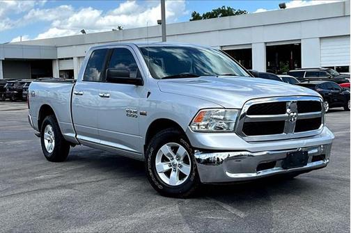 2017 RAM 1500 SLT