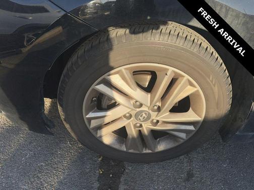 2019 Hyundai ELANTRA Value Edition