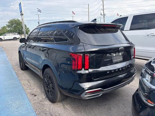 Ebony Black 2021 Kia Sorento SX