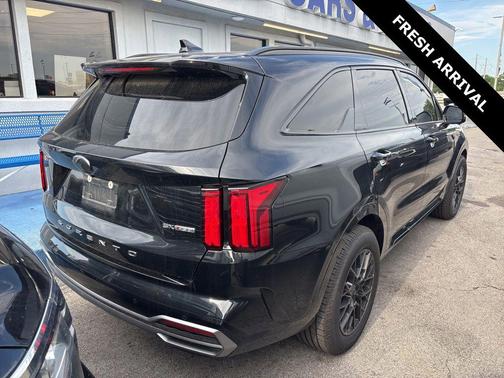 Ebony Black 2021 Kia Sorento SX