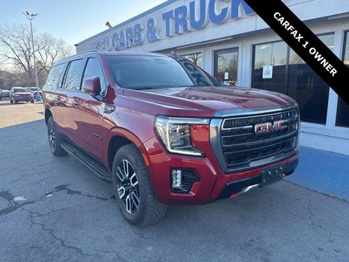 2023 GMC Yukon XL 4WD AT4