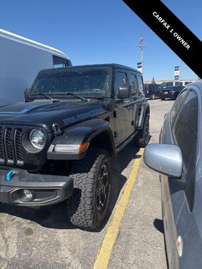 Black Clearcoat 2023 Jeep Wrangler 4xe Rubicon