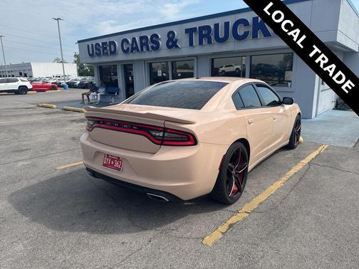 2017 Dodge Charger SE