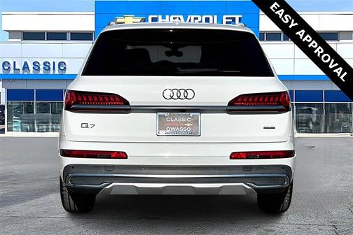2020 Audi Q7 55 Premium Plus
