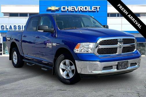 Blue Streak Pearlcoat 2019 RAM 1500 SLT