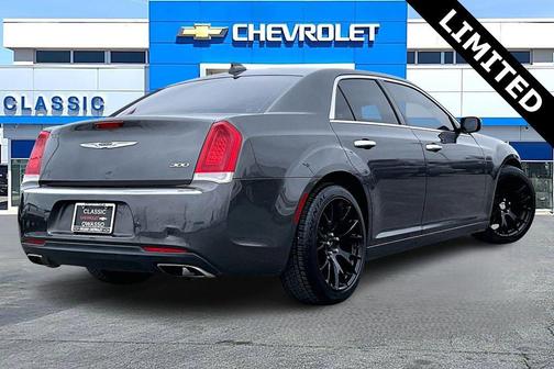 2019 Chrysler 300 Limited