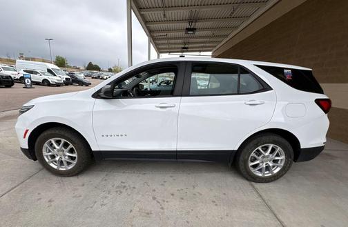 Mosaic Black Metallic 2024 Chevrolet Equinox 1LT
