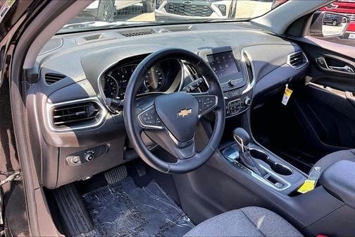 Mosaic Black Metallic 2024 Chevrolet Equinox 1LT