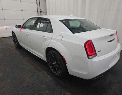 2023 Chrysler 300 Touring