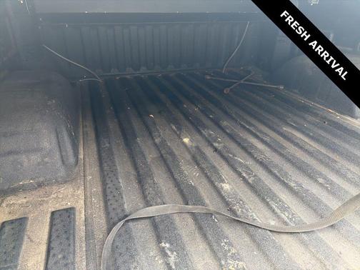 Summit White 2021 Chevrolet Silverado 1500 LT