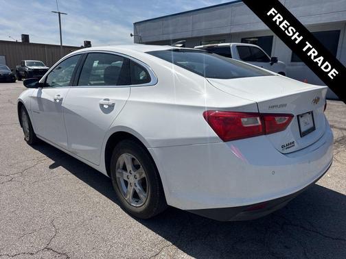 Summit White 2024 Chevrolet Malibu 1LS