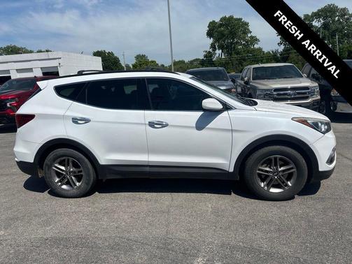 Frost White Pearl 2017 Hyundai Santa Fe Sport 2.4L