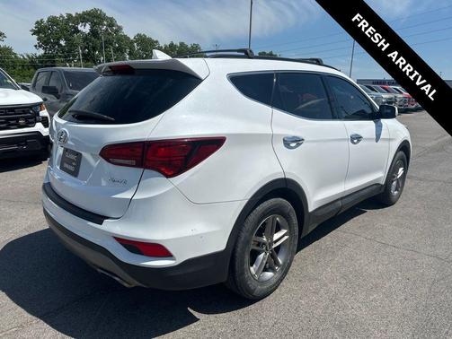 Frost White Pearl 2017 Hyundai Santa Fe Sport 2.4L