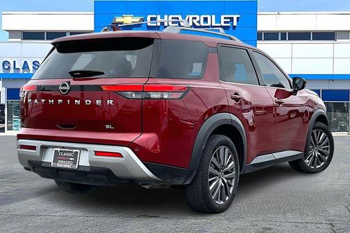 2023 Nissan Pathfinder SL FWD