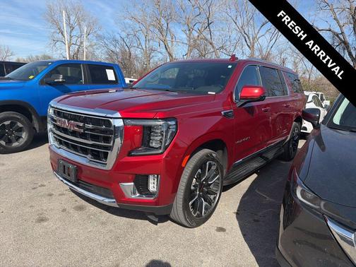 2023 GMC Yukon XL SLT