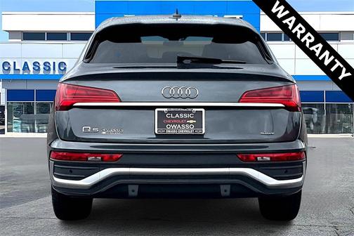 2022 Audi Q5 45 S line Premium Plus