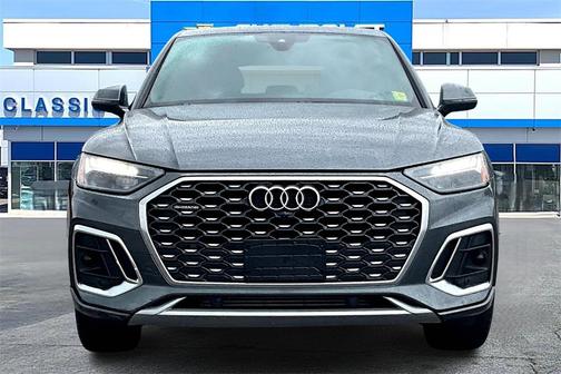 2022 Audi Q5 45 S line Premium Plus