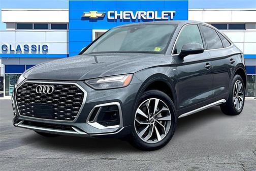 2022 Audi Q5 45 S line Premium Plus
