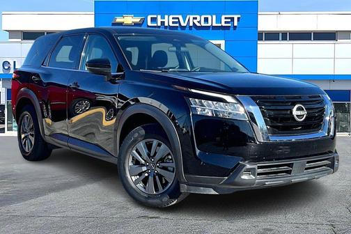 2022 Nissan Pathfinder S 2WD