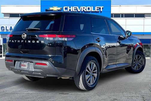 2022 Nissan Pathfinder S 2WD