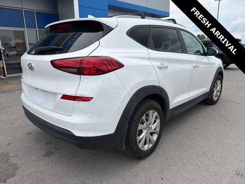Dazzling White 2019 Hyundai TUCSON Value