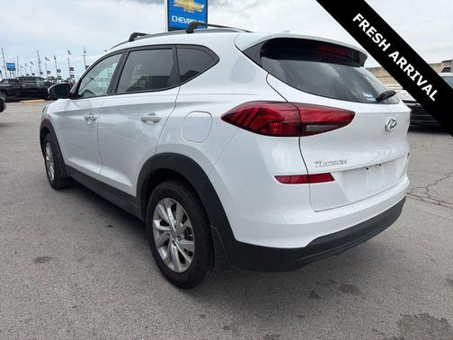 Dazzling White 2019 Hyundai TUCSON Value