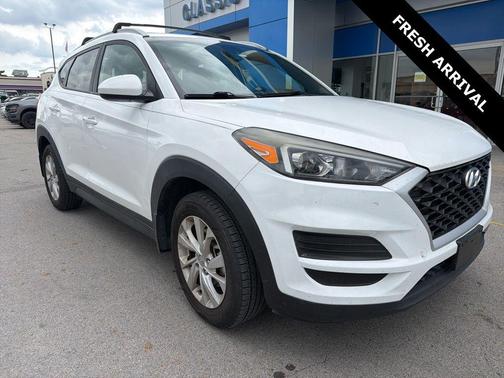Dazzling White 2019 Hyundai TUCSON Value