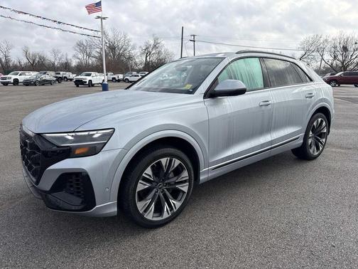 2025 Audi Q8 55 Premium