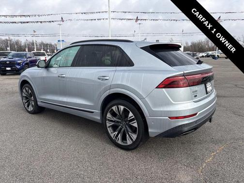 2025 Audi Q8 55 Premium