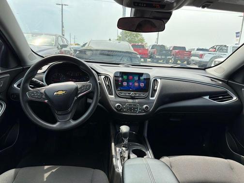 Dark Ash Metallic 2023 Chevrolet Malibu FWD 1LT